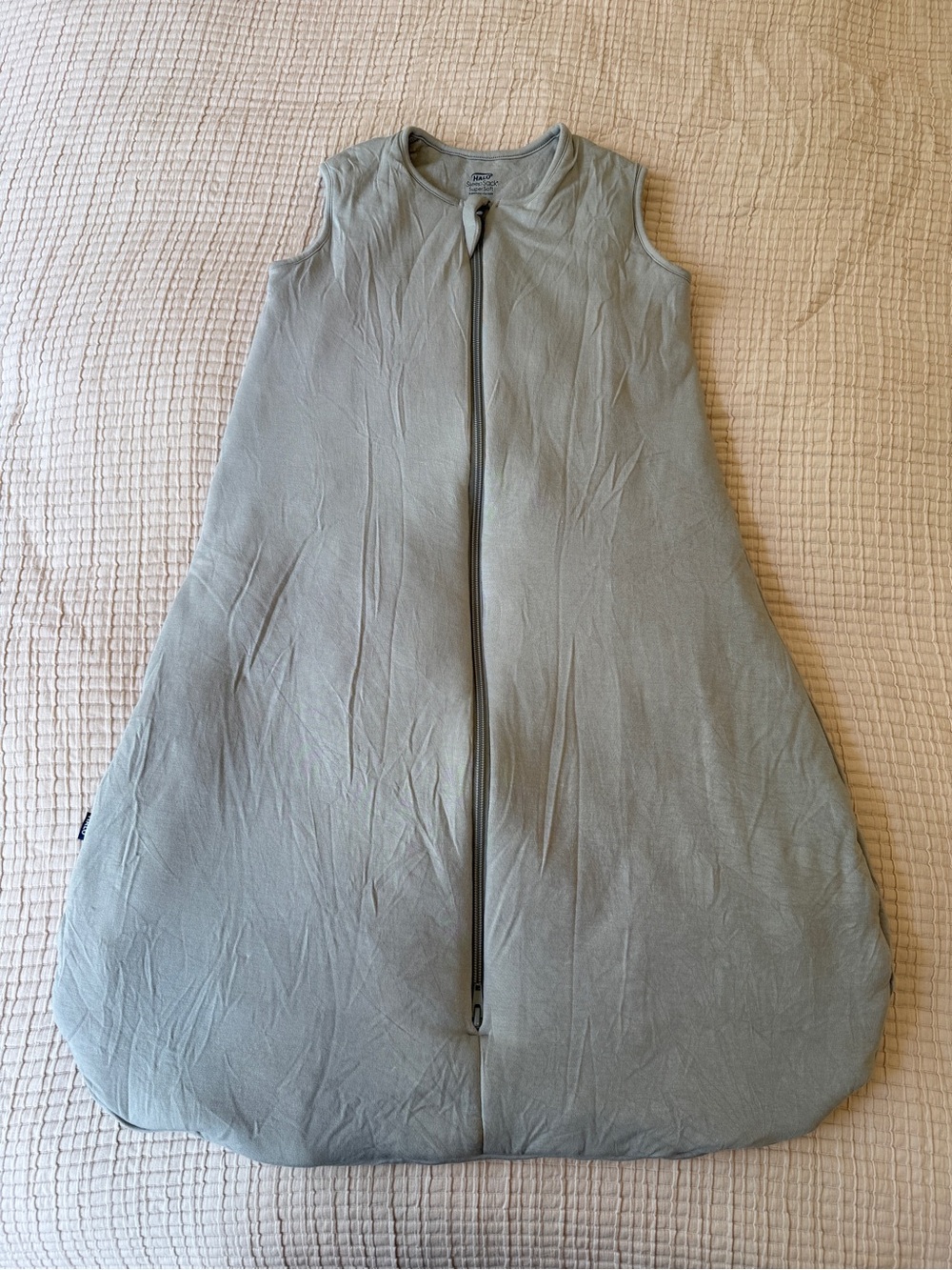 Halo Sleeveless Zip Bamboo Sleep Sack Wearable Blanket 1.5 TOG in Gray - Picture 3 of 6